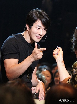  �N�H���E�T���E